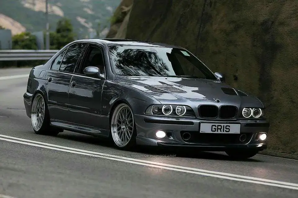 the most iconic BMW Car Light designs (13)