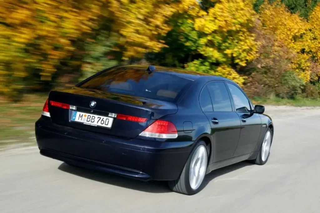 the most iconic BMW Car Light designs (4)